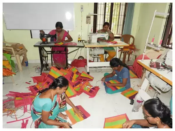 women making plastic products