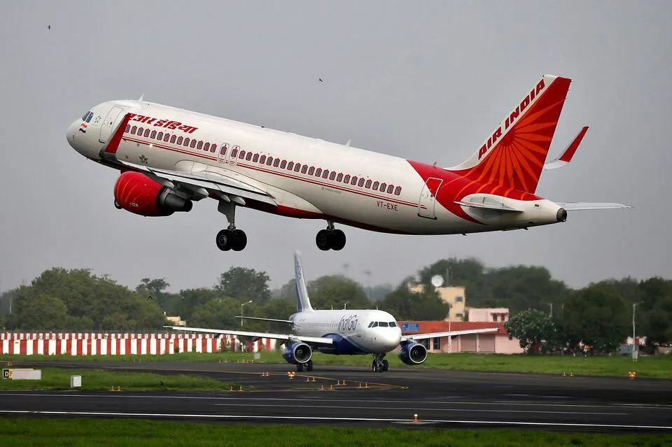 Record plane orders raise the stakes in India's aviation boom | Reuters