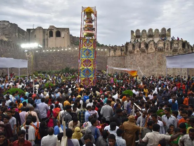 Golconda bonas from tomorrow