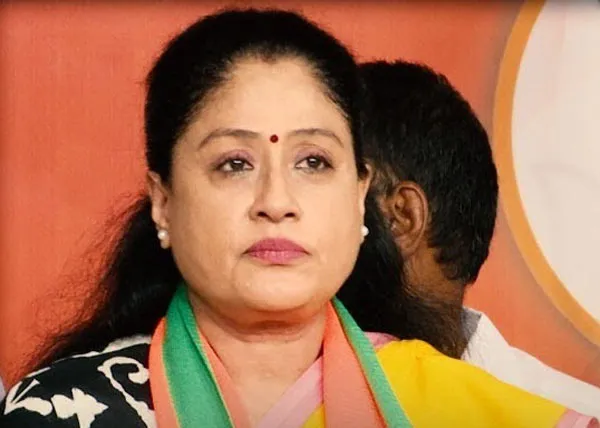 Vijayashanti comments on Rajasingh suspension