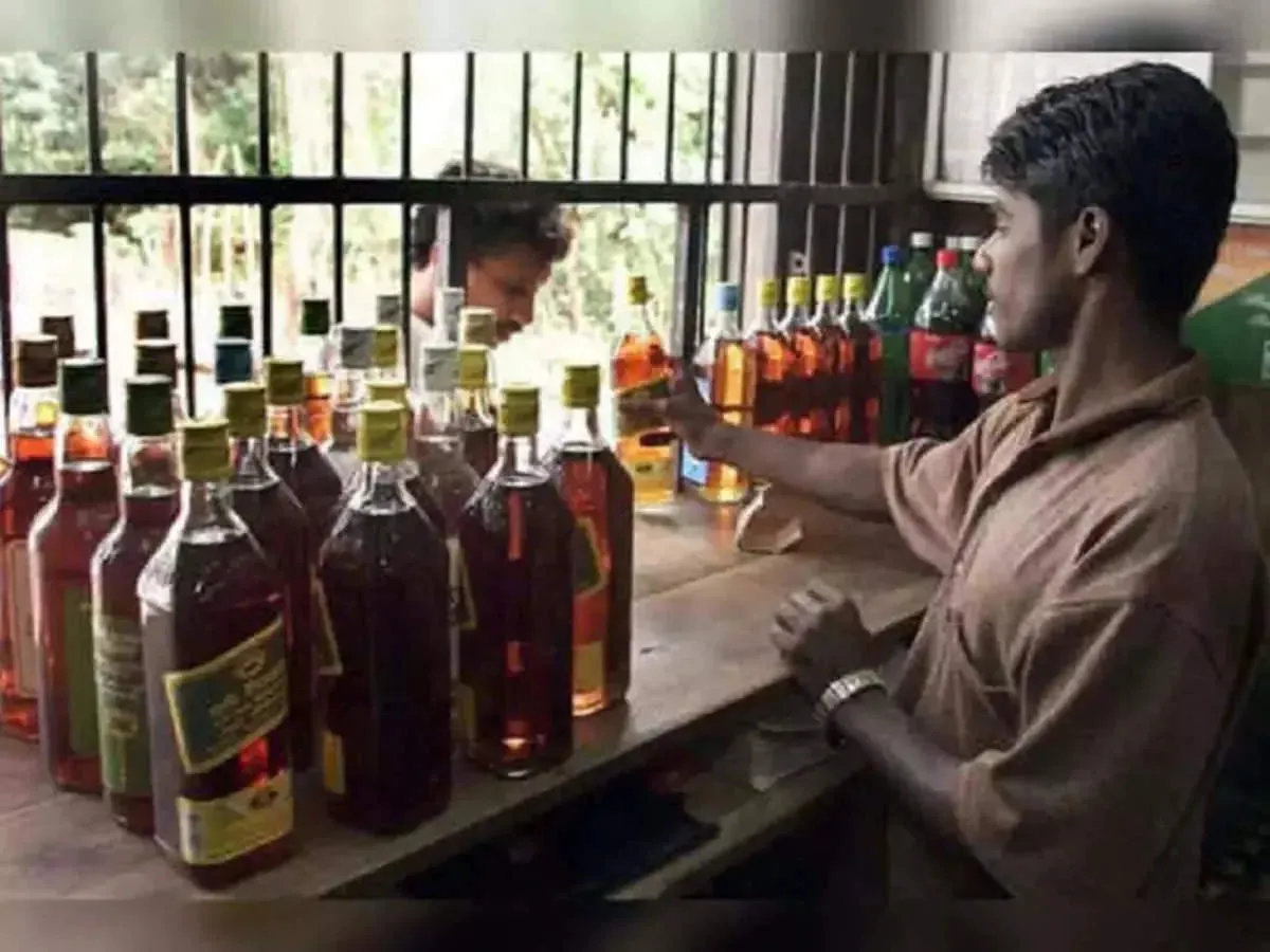 ap-telangana-shocking-news-for-alcohol-lovers-sensational-things-in-the-study