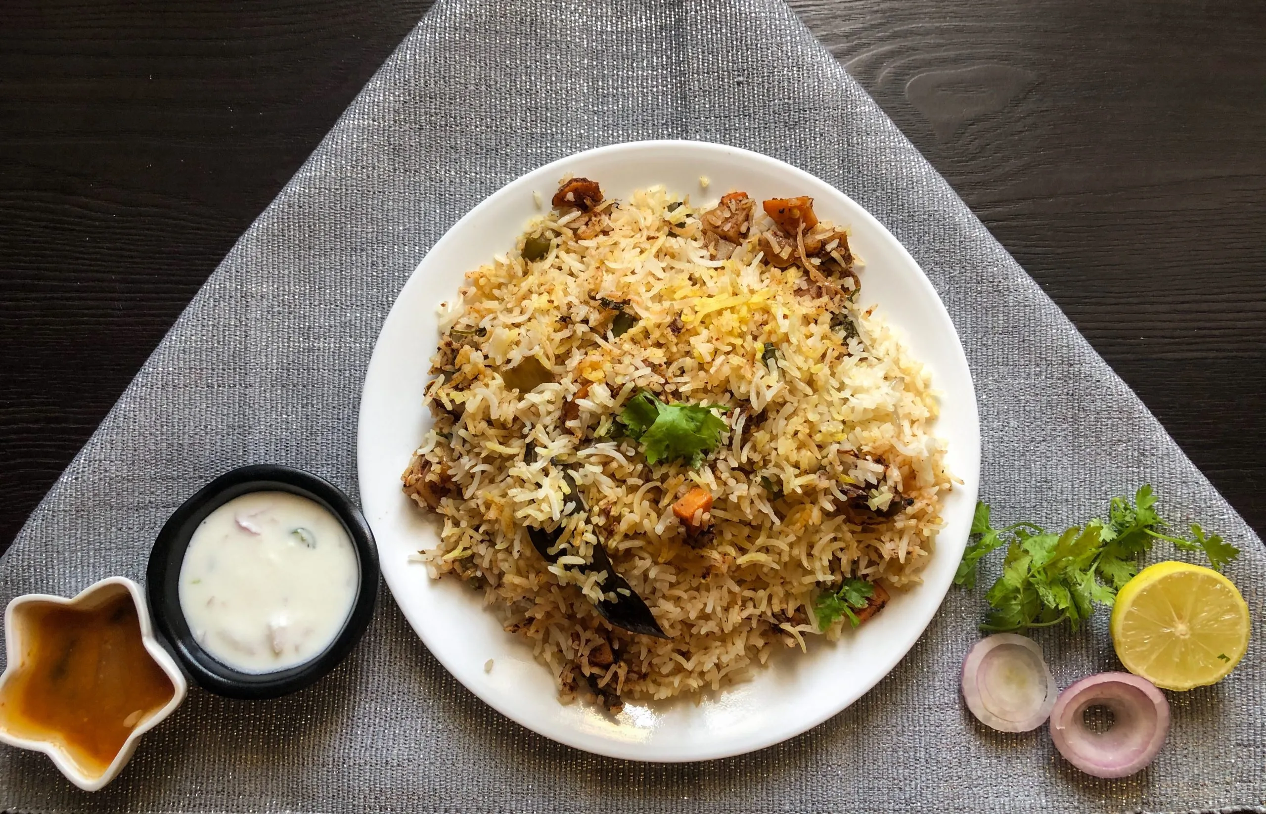 news/chicken-biryani-for-one-rupee-note-in-karimnagar