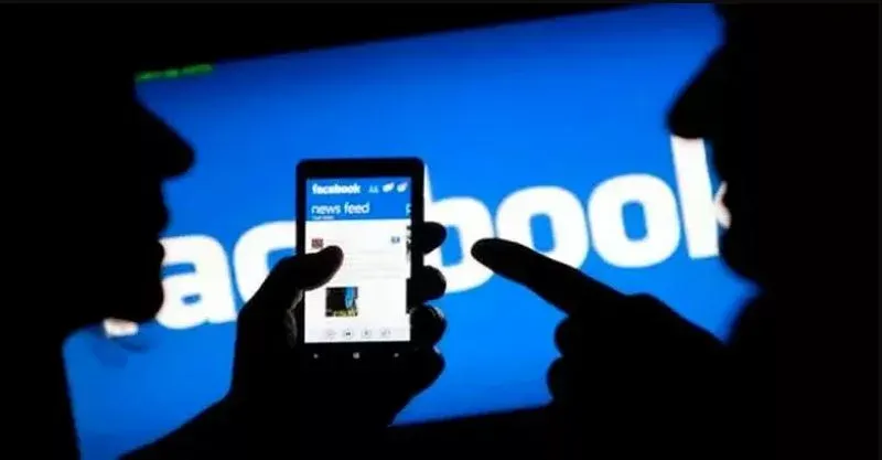 Are you using Facebook..but don't be fooled 