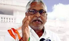 Dammante.. white paper should be released on Dalit Bandhu and BC Bandhu!