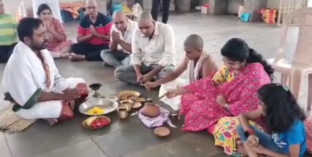 Jogulamba Gadwal Immersion of Saichand ashes in Krishna river