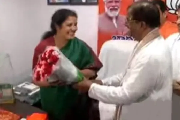 Purandeshwari who took charge as the president of AP BJP the condition of the roads is bad