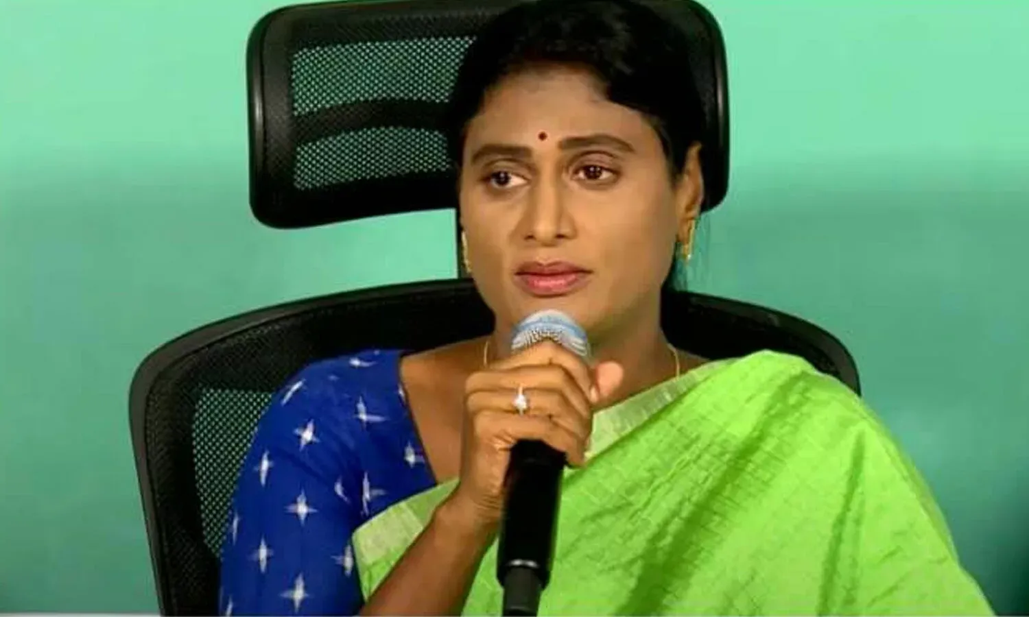 Debt paid..left Sir.. Sharmila satires on CM KCR