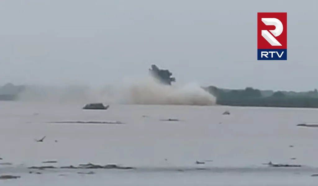 up-state-uk-igls-gas-pipeline-explodes-in-yamuna-river-baghpat-no-casualty 