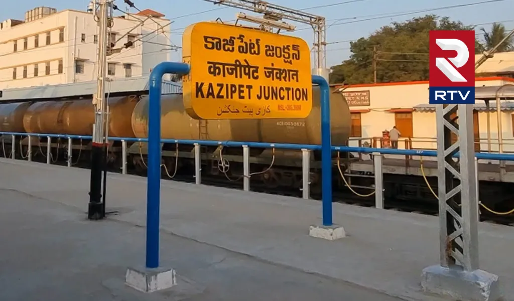 telangana-ap-news-rains-trains-cancelled-diverted-as-rail-track-inundated-between-hasanparthy-and-warangal