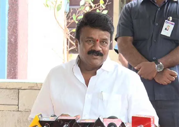 బీసీల జోలికొస్తే ఊరుకునేది లేదు