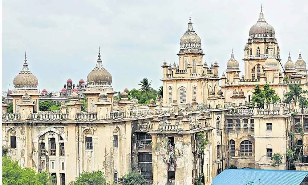 telangana-governor-tamilisai-on-osmania-hospital-visit-today-fecilities-to-bad-start-immediately-new-building