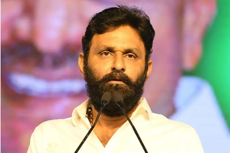 telugu-ap-news-politics-that-kodali-has-facing-cancer-media-telecast-news
