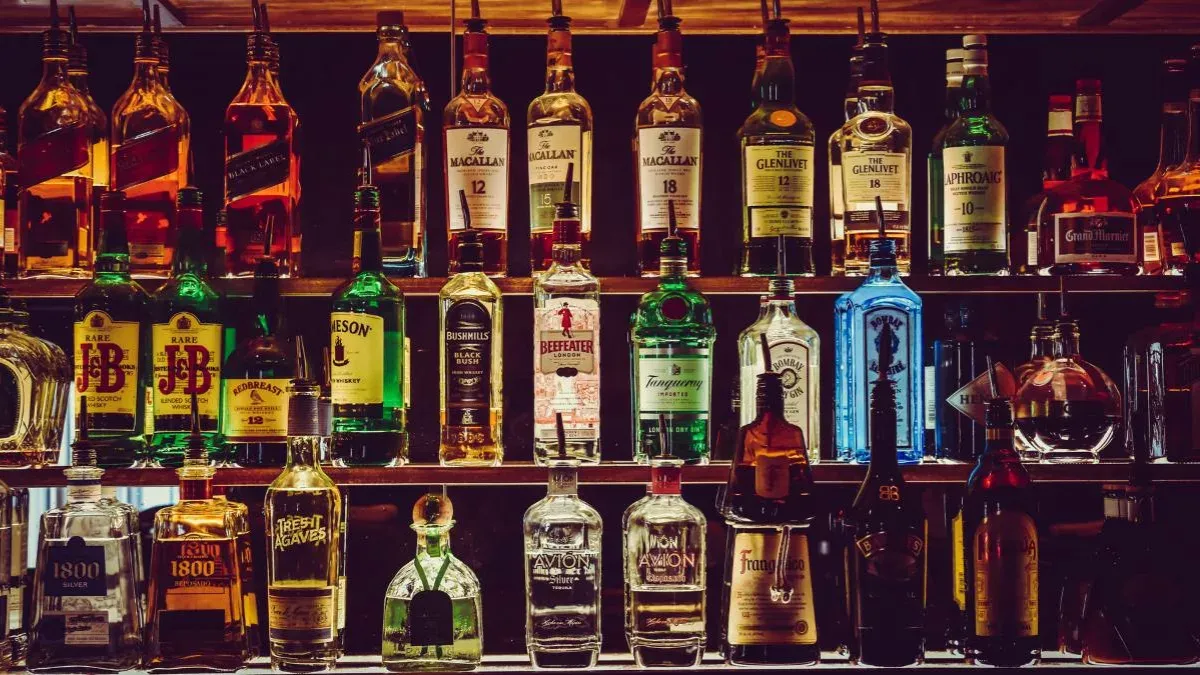 Good response to liquor tenders in Nizamabad.. Liquor tenders to end today