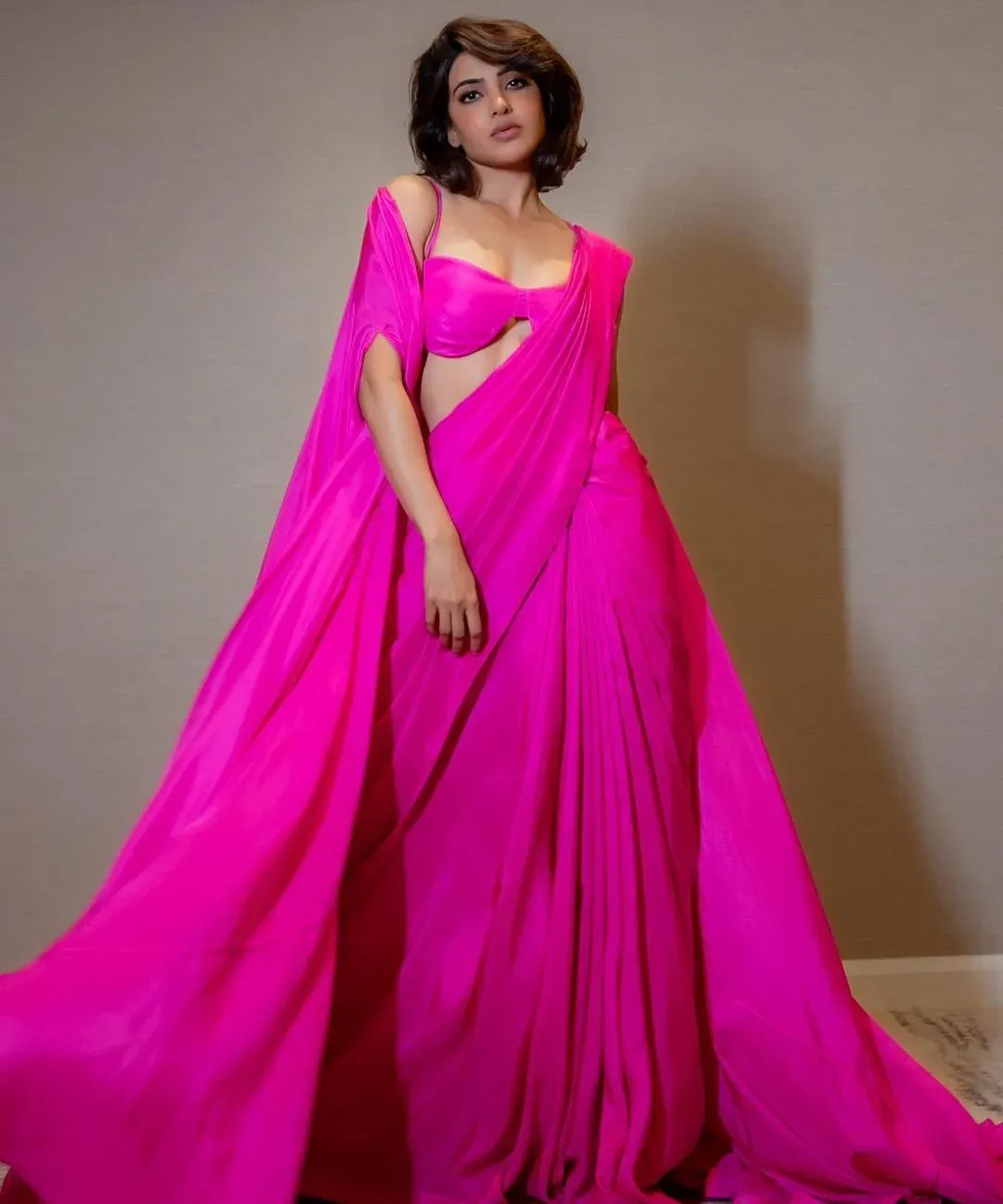Samantha Latest Pics In Pink Saree