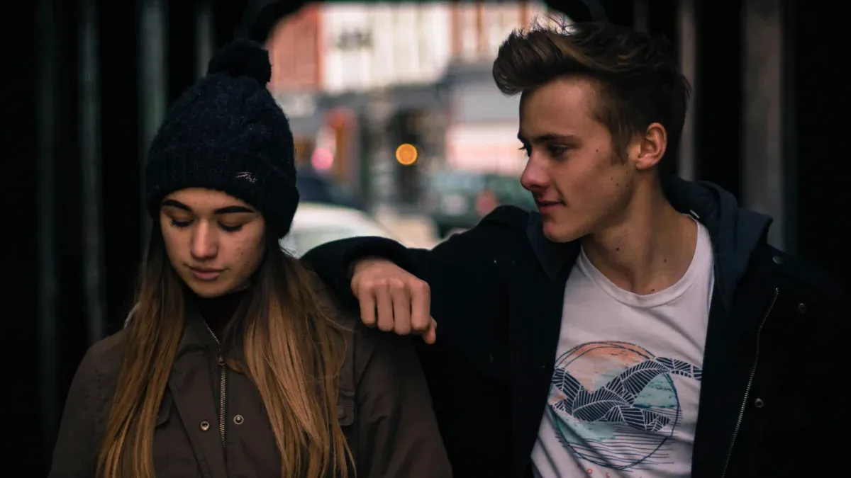very difficult to have a successful relationship these days<br />
