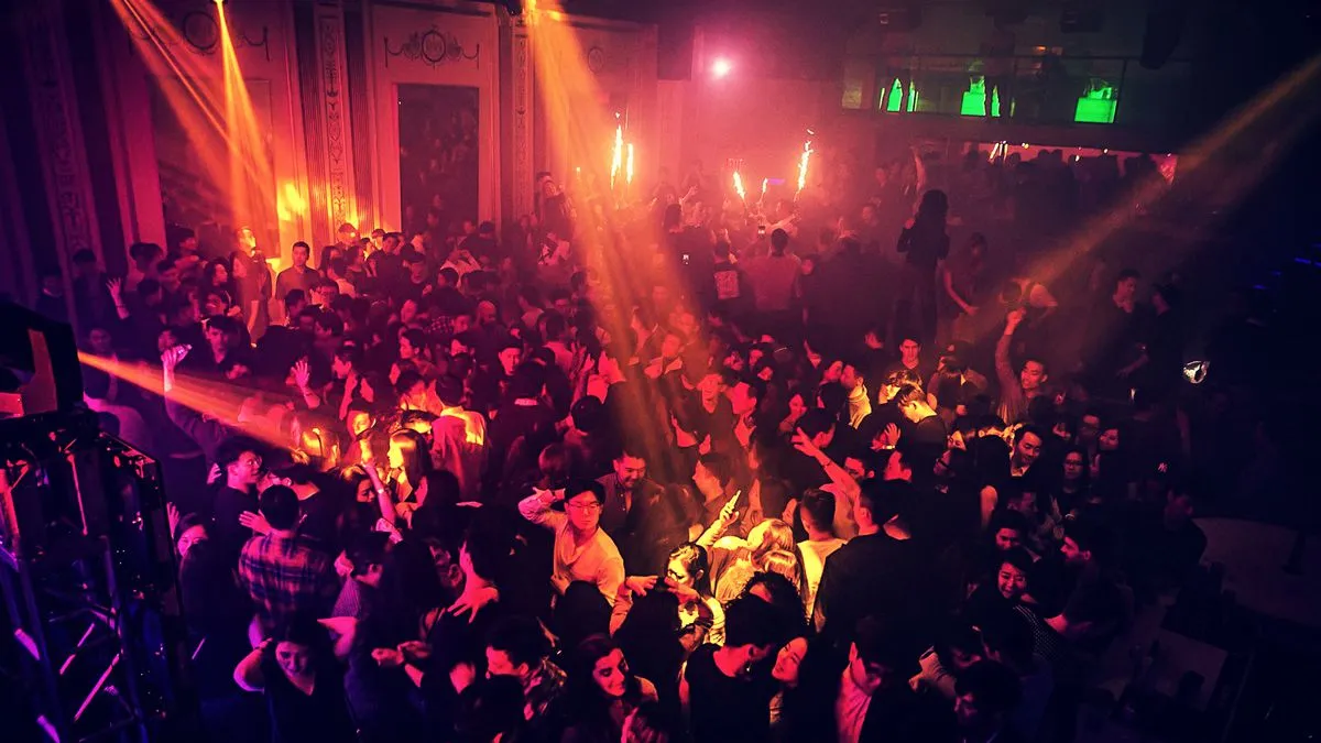 Bengaluru Rave Party: బెంగళూరు రేవ్‌ పార్టీపై ఏపీలో రాజకీయ దుమారం