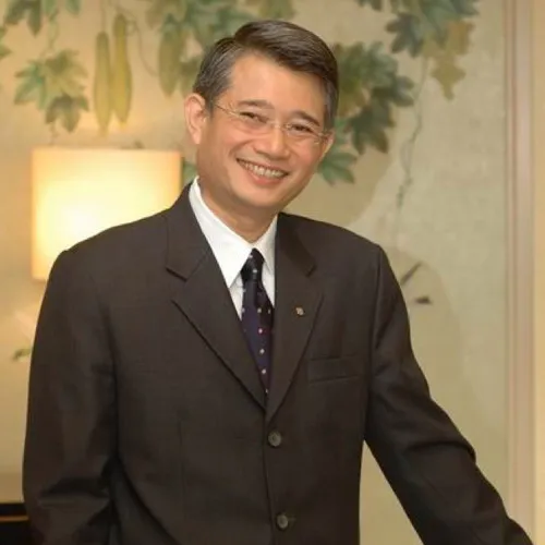 Eddie Chua, General Manager of Peninsula Bay