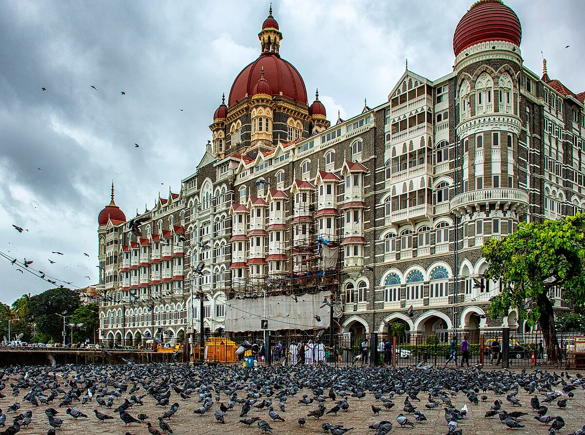 Taj Colaba Exterior