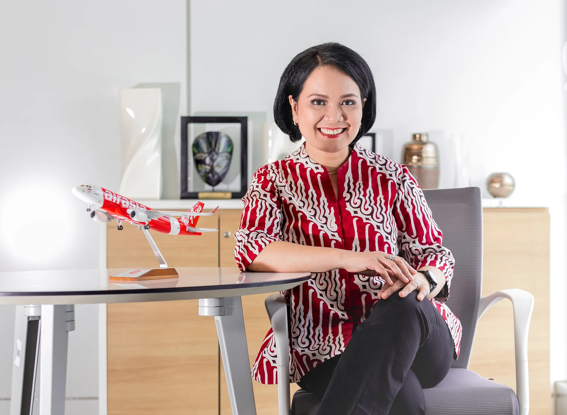 AirAsia Indonesia CEO Veranita Yosephine recognised with Global Aviation  Achievement Award — AirAsia Newsroom