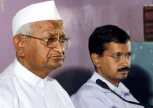 Anna with Kejriwal