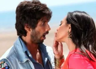 Shahid Kapoor & Sonakshi Sinha in R Rajkumar