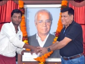 Santosh Rout receives Man of the Match award from Nihar Sathpathy M.D, Pioneer Combines Pvt Ltd.
