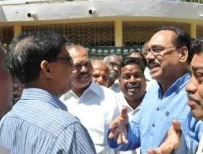 Bhupinder with former OJM leader Sarat Mishra at BJD office