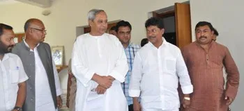 BJD supremo Naveen Patnaik and JMM state president Sudam Marandi at Naveen Nivas after finalising a seat sharing arrangement in Mayurbhanj and Sundargarh districts