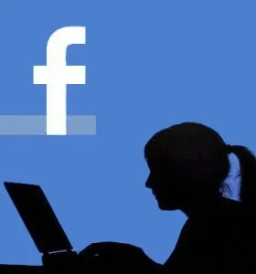 Facebook-women