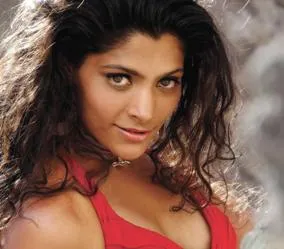 Saiyami Kher (source-cinemahour.com)