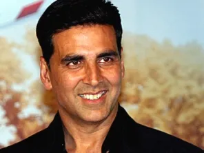 Akshay Kumar (source: bornrich.com)