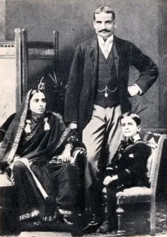 With his father Motilal Nehru & mother Swarupa Rani
