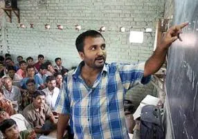 Anand Kumar at the Super 30 free coaching centre ( source:rediff.com)