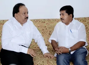 Union Health minister Harsh Vardhan and Odisha Health minister Atanu Sabyasachi Nayak during a meeting in Bhubanesar on Saturday (Pix: Biswaranjan Mishra)