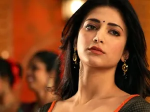 Shruti Hasan ( source:hdwallpaper.in)