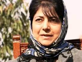 PDP President Mehbooba Mufti addressing media persons in Srinagar on Friday.KT Photo:Qazi Irshad