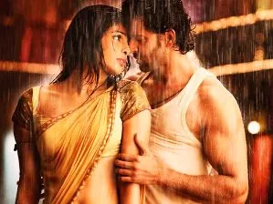 Hrithik priyanks in rain song