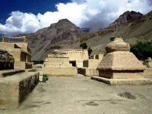 Tabo mud monastery (source- justaboutev3rything.blogspot.com) 