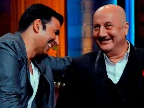 Akshay Kumar with Anupam kher