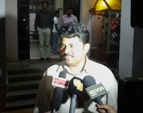 Kendrapara SP Satish Gajbhiye facing questions  from the media after coming out of the CBI office late on Sunday evening 