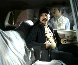 CBI joint director Rajiv Singh leaving the CBI office in Bhubaneswar after day-long discussions with local officials on the future course of the probe in the chit fund scam (Pic: Santosh Jagdev)