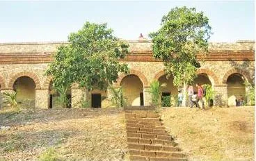hukitola house