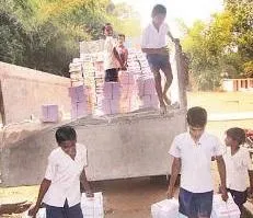 students unloading books
