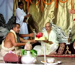 Gajapati Maharaja Dibyasingh Deb handing over the ceremonial betel nut to the Rajguru at the royal palace on Friday morning (OST Photo)