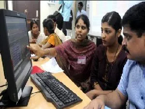 pic: www.careerindia.com