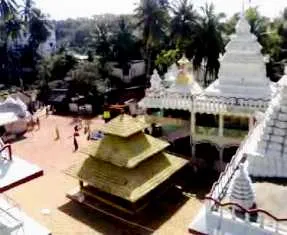 trahi achyuta ashram