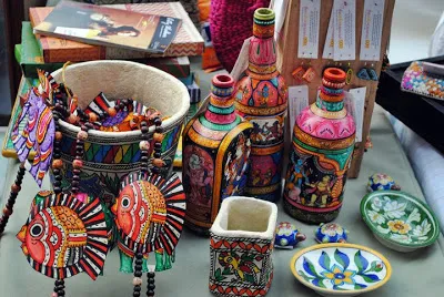 Pic Courtesy: rangdecor.blogspot.com