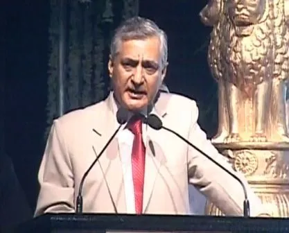 TS Thakur