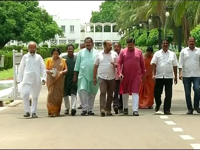 BJP leaders meet governor