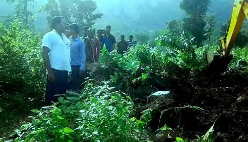 Construction of road to Nagada begins